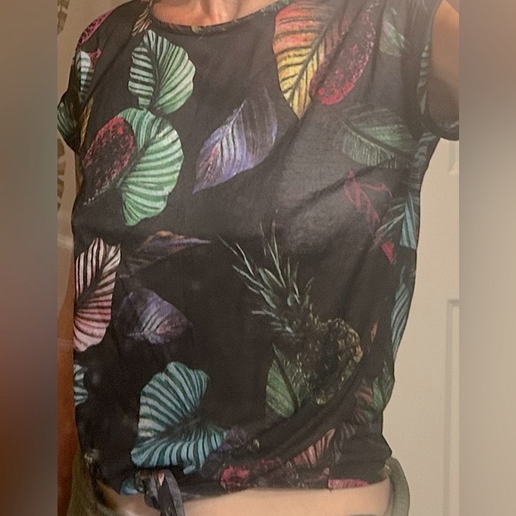 💫H&M Leaf Print SeeTrough Basic Women Short Sleeved Tie-hem up Cropped Tank Top - Picture 3 of 7